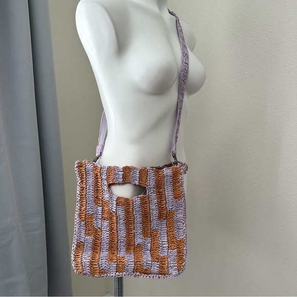 Free People Women’s Brunch Date Clutch - Picture 3 of 16